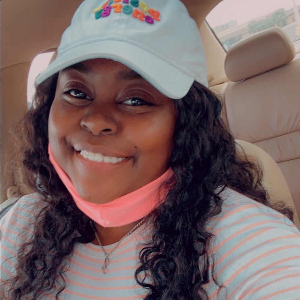 Meet your Posher, Jayline